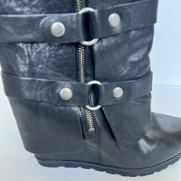 Vera Wang Lavender York Wedge Boots - Picture 13 of 15
